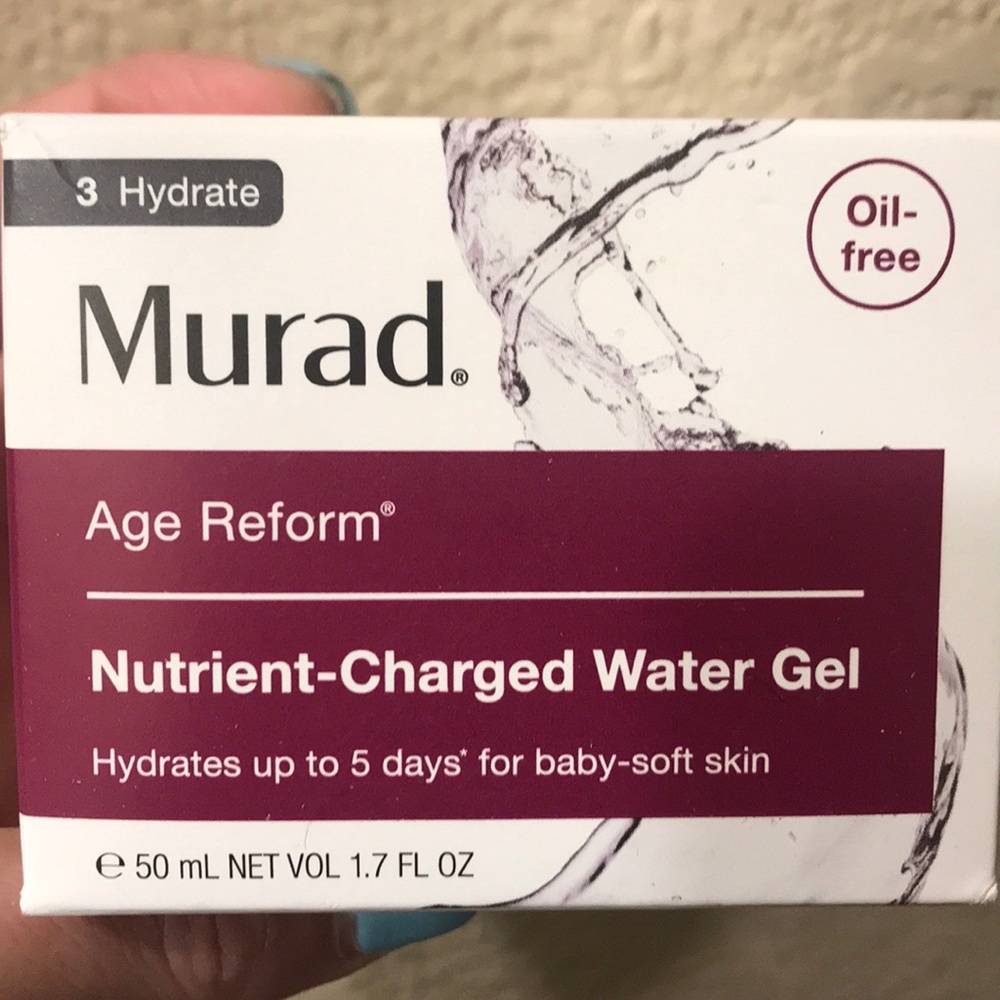 Murad Skincare (Nutrient charged water gel)
